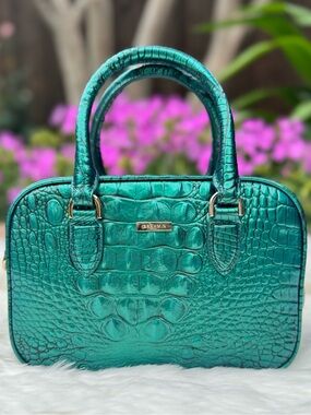 NWT Brahmin Mara Mystic Green Melbourne Purse